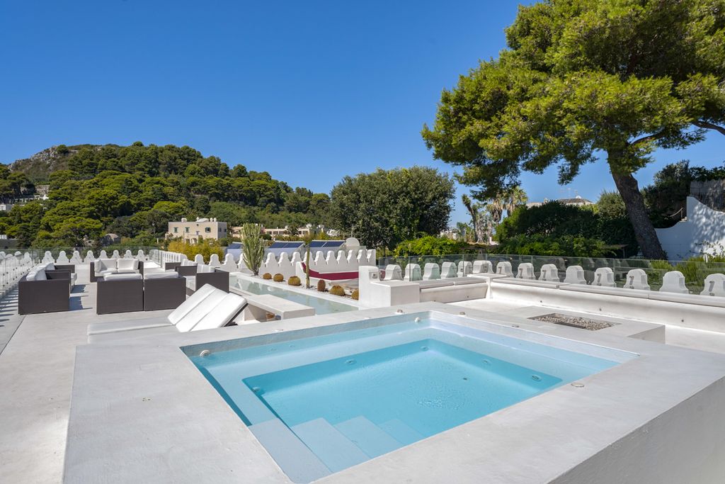 Villa Marinara Capri Olivers Travels 15