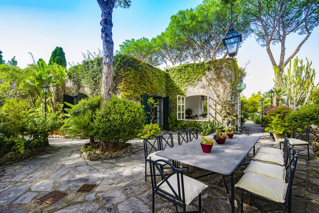 Villa Lucrezia Sorrento Italy OliversTravels 2