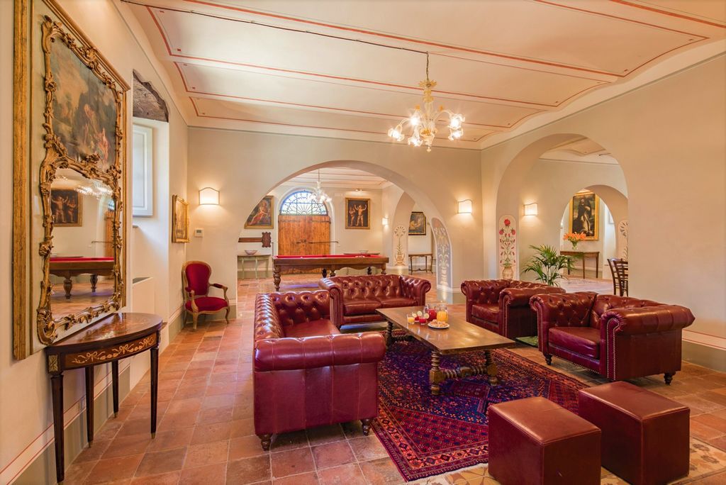Villa Dardano Tuscany Olivers Travels 3