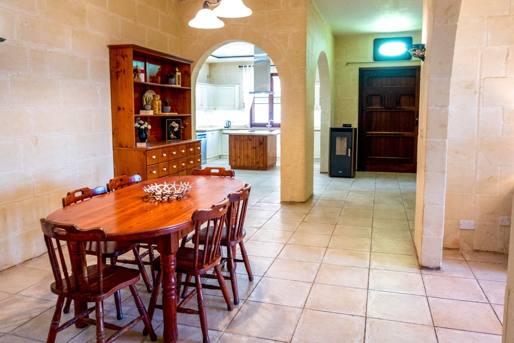 Clews House Gozo Olivers Travels 4