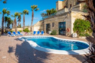 Clews House Gozo Olivers Travels 1