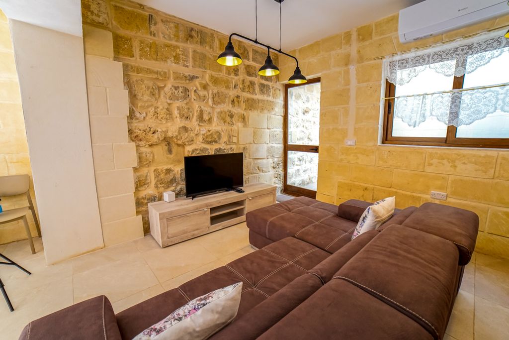 Gatt House Gozo Olivers Travels 5