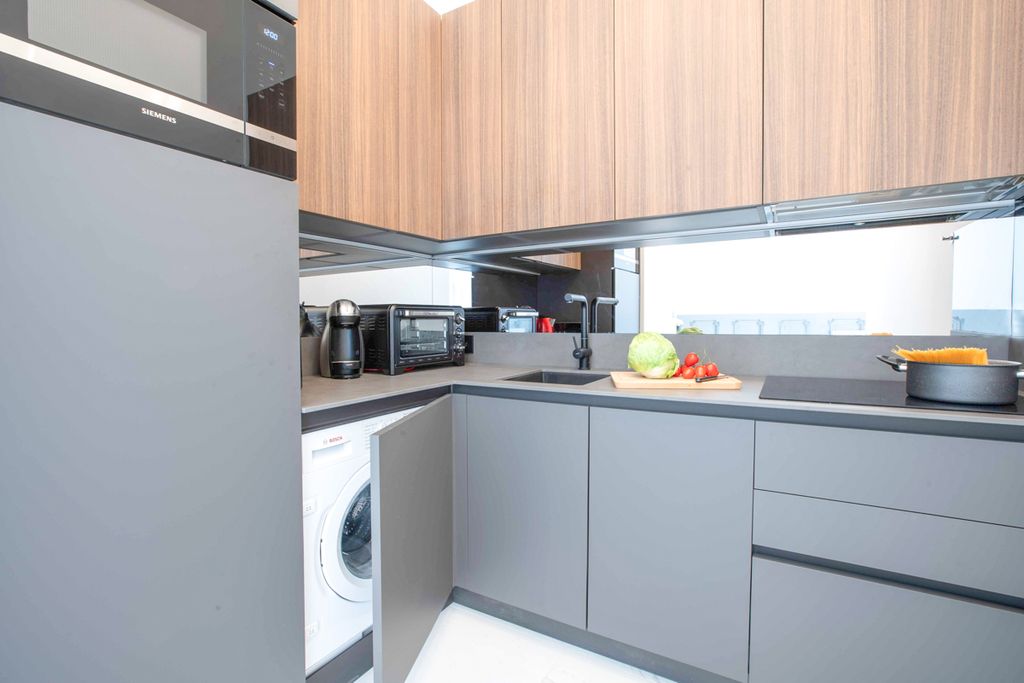 Apartment Pasteque Nice Olivers Travels 04