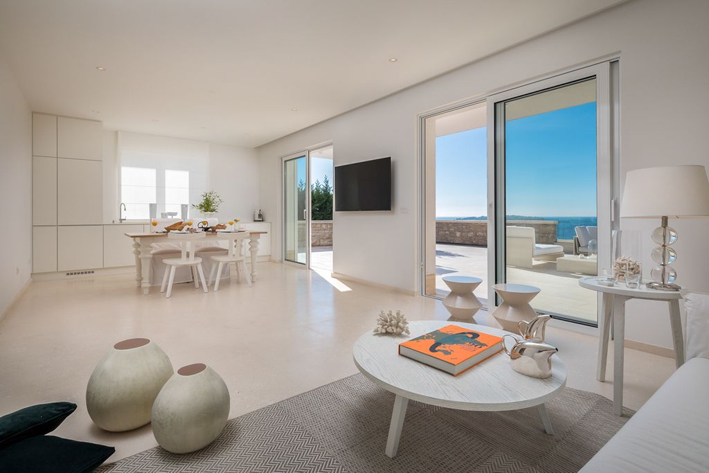 Villa Raja Dalmatia Coast Olivers Travels 4