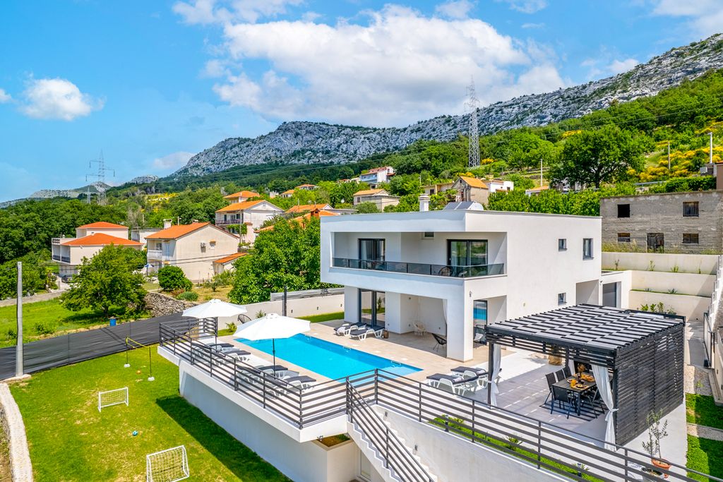 Villa Megi Dalmatia Coast Olivers Travels 01