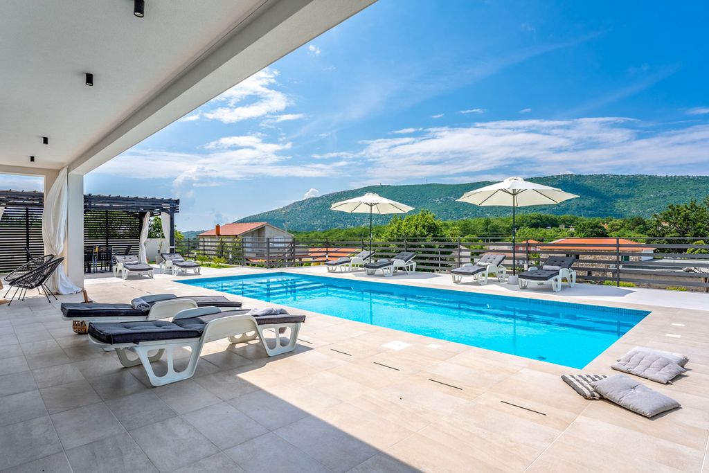 Villa Megi Dalmatia Coast Olivers Travels 08