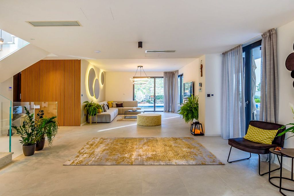 Villa Anastasiya Dalmatia Coast Olivers Travels 3