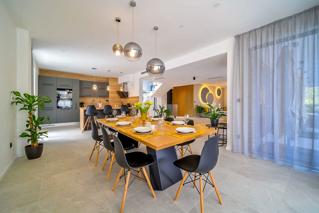 Villa Anastasiya Dalmatia Coast Olivers Travels 4