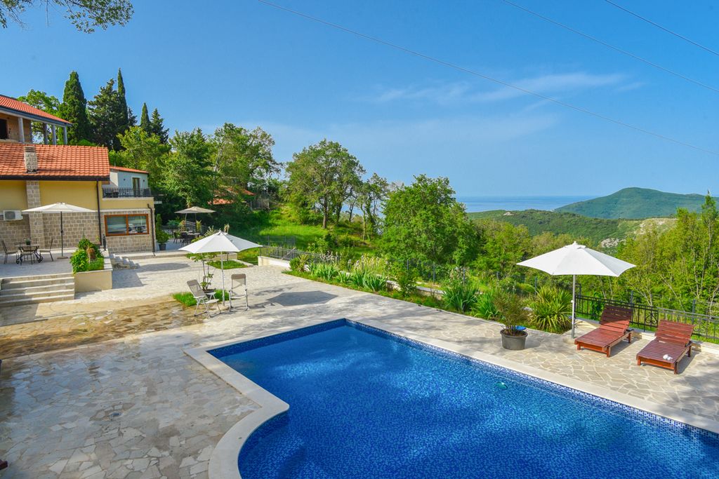Villa Tilia Montenegro Olivers Travels 2