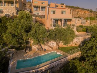 Villa Isidoros Lesbos Olivers Travels 09