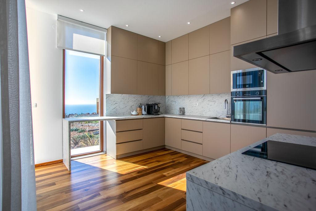 Villa Anjeza Budva Olivers Travels 5