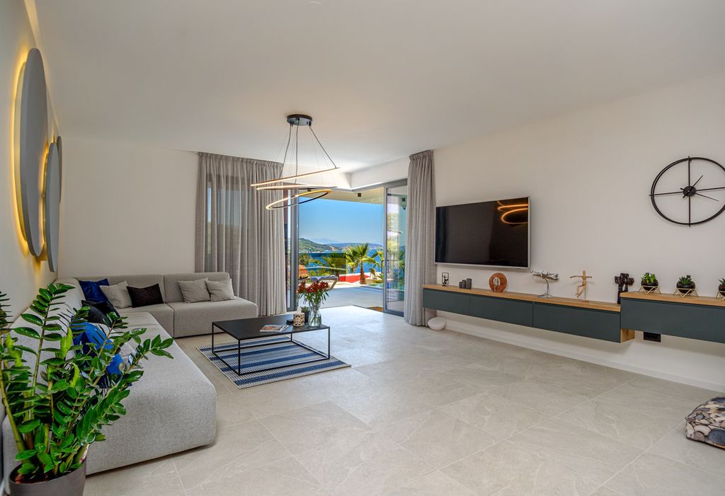 Villa Roze Dalmatia Coast Olivers Travels 3