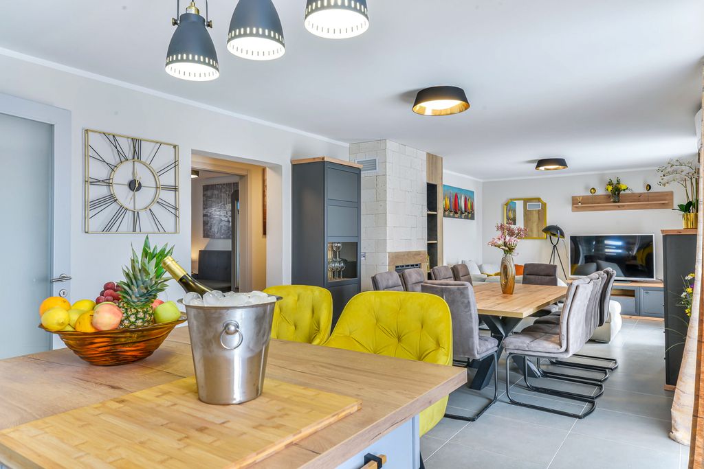 Villa Arien Dalmatia Coast Olivers Travels 3