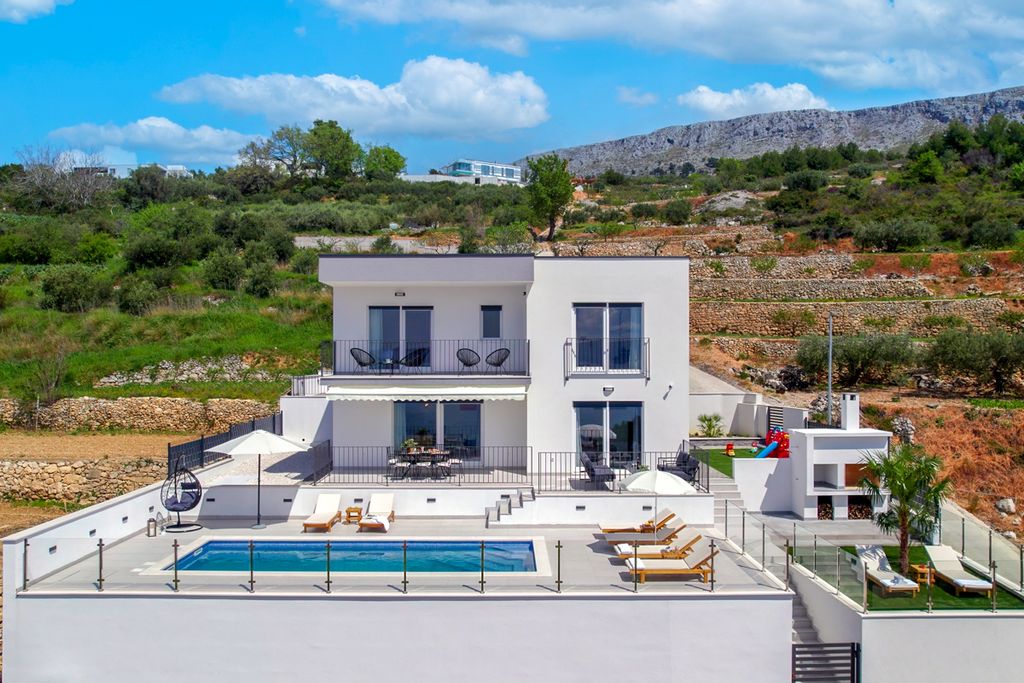 Villa Natali Dalmatia Coast Olivers Travels2