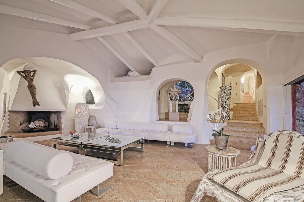Villa Emerald Jewel Sardinia Olivers Travels 03