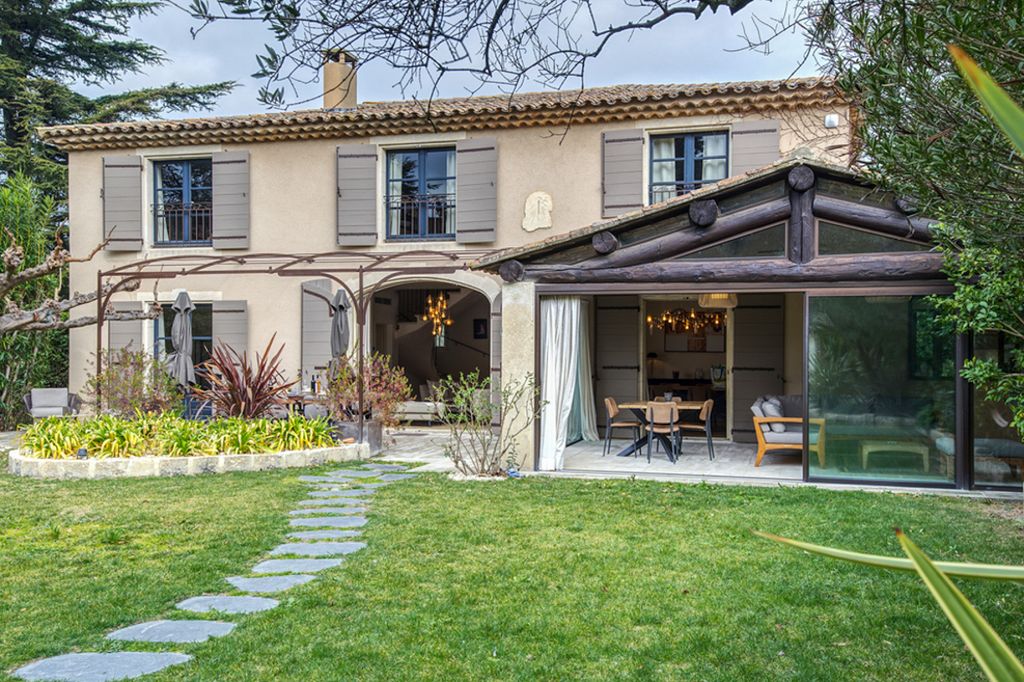 Bastide DIris Provence OliversTravels 2