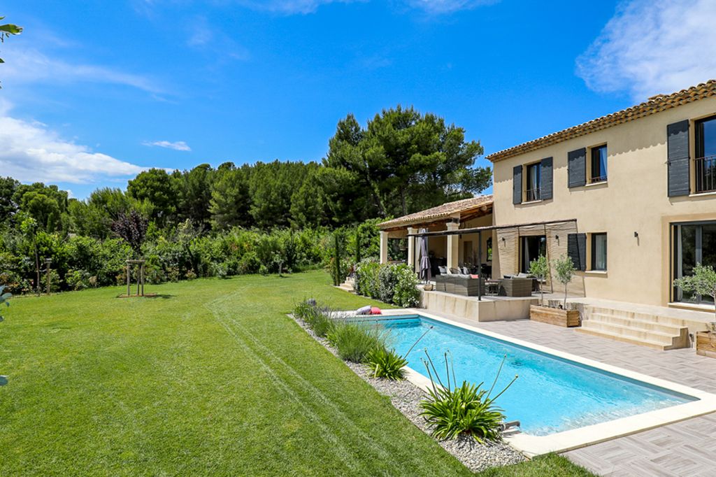 Maison Des Artisans Provence OliverrsTravel 2
