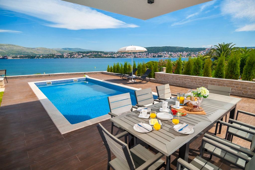 Villa Tetra Dalmatia Coast Olivers Travels 2