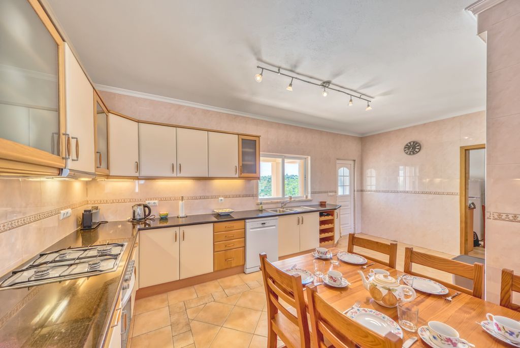 Villa Gregorio Lagoa Olivers Travels 4