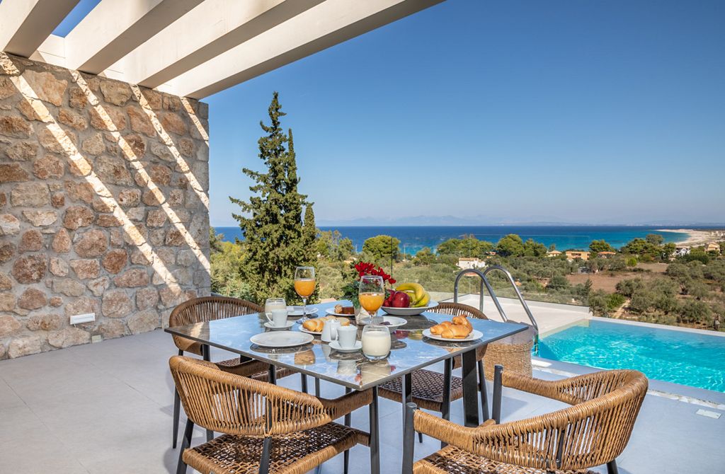 Villa Tien Lefkas Olivers Travels 6