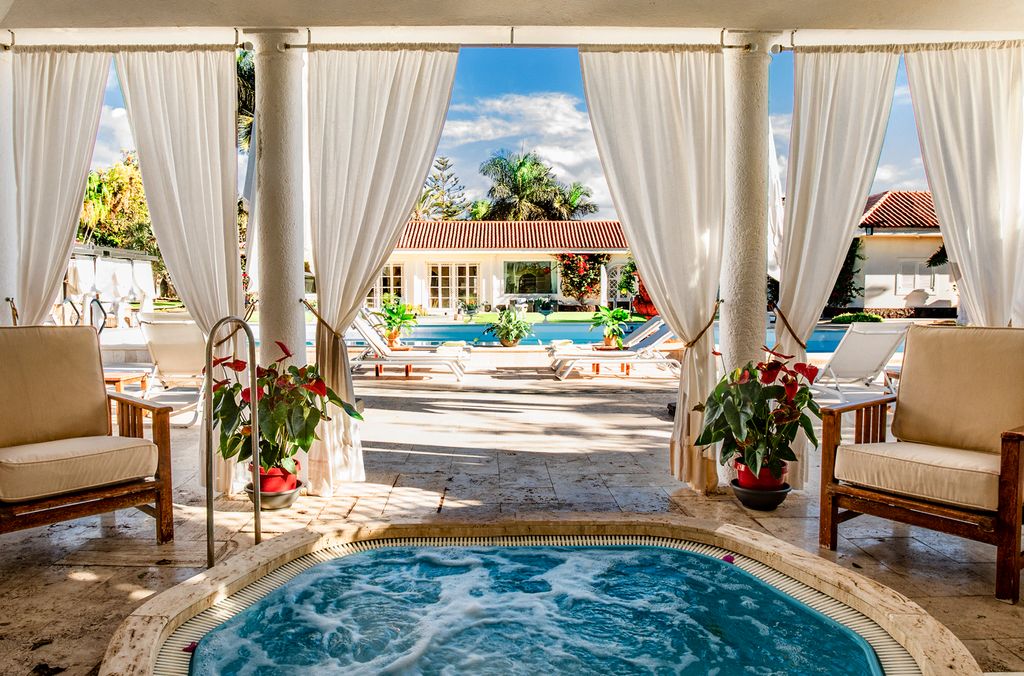 Maspalomas Deluxe Gran Canaria Olivers Travels2