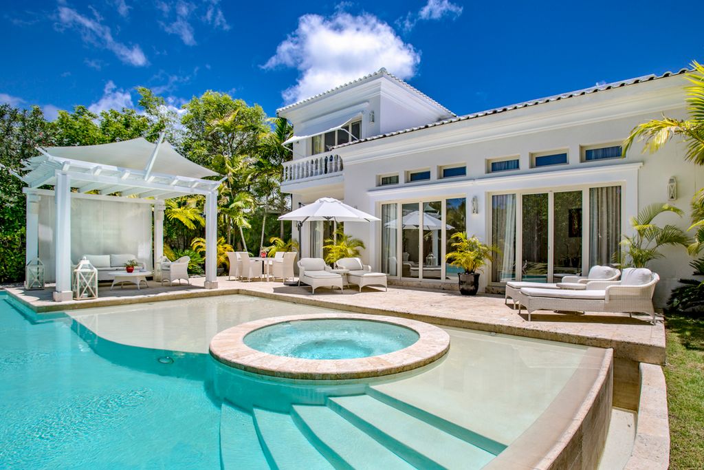 Villa Marline Eden Roc Cap Cana Dominic Rep Olivers Travels 1