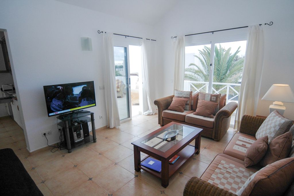 Villa Catamaran Lanzarote Olivers Travels 2