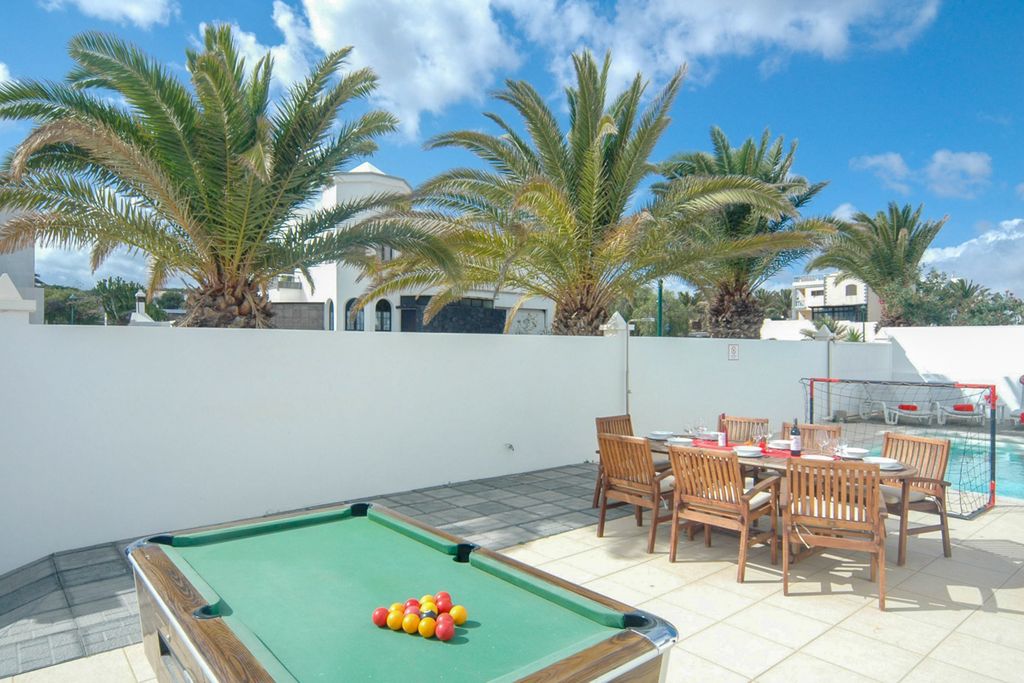 Villa Catamaran Lanzarote Olivers Travels 5