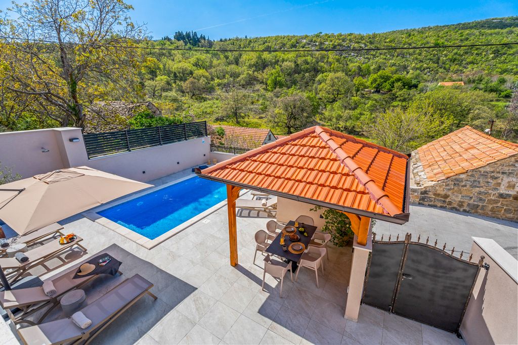 Villa Lydia Dalmatia Coast Olivers Travels 2