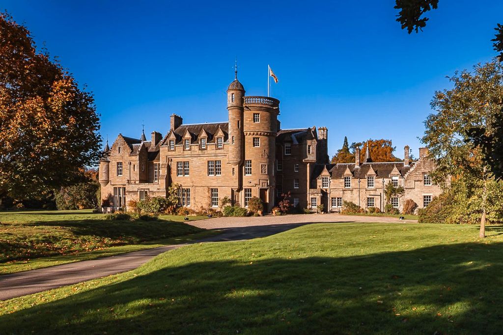 Fife Castle Scotland UK OliversTravels 1