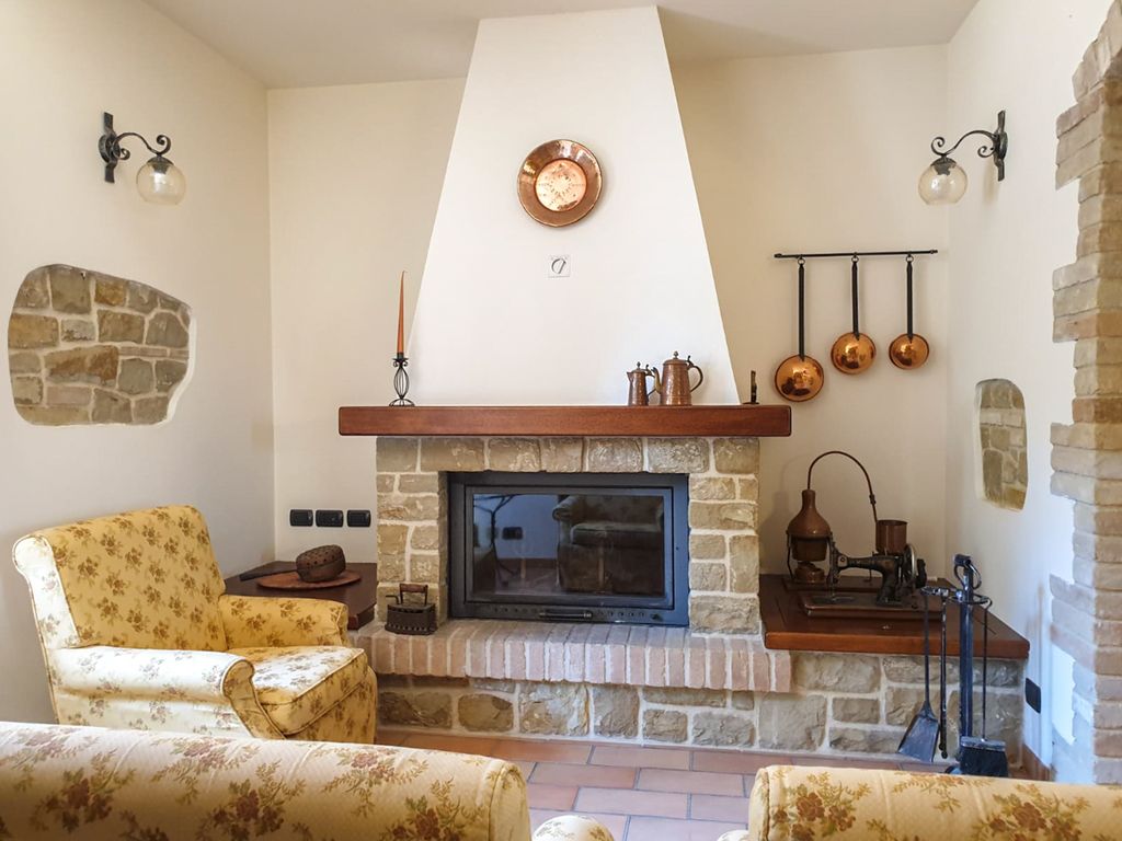 Villa San Severino Le Marche Olivers Travels 3