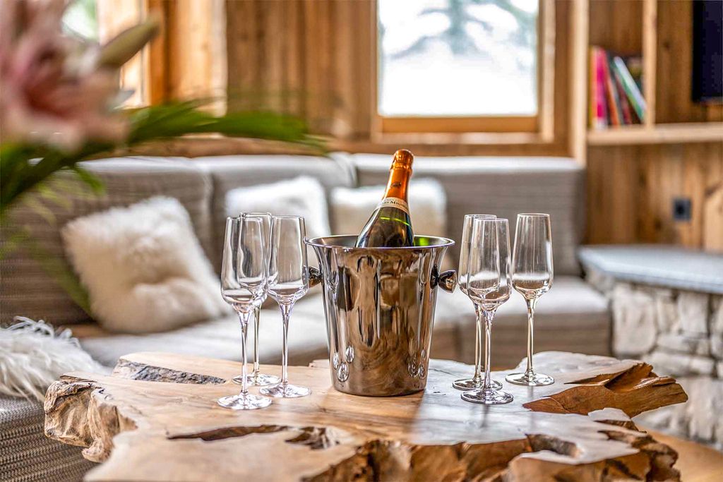 Chalet Clo Val Isere Olivers Travels 3