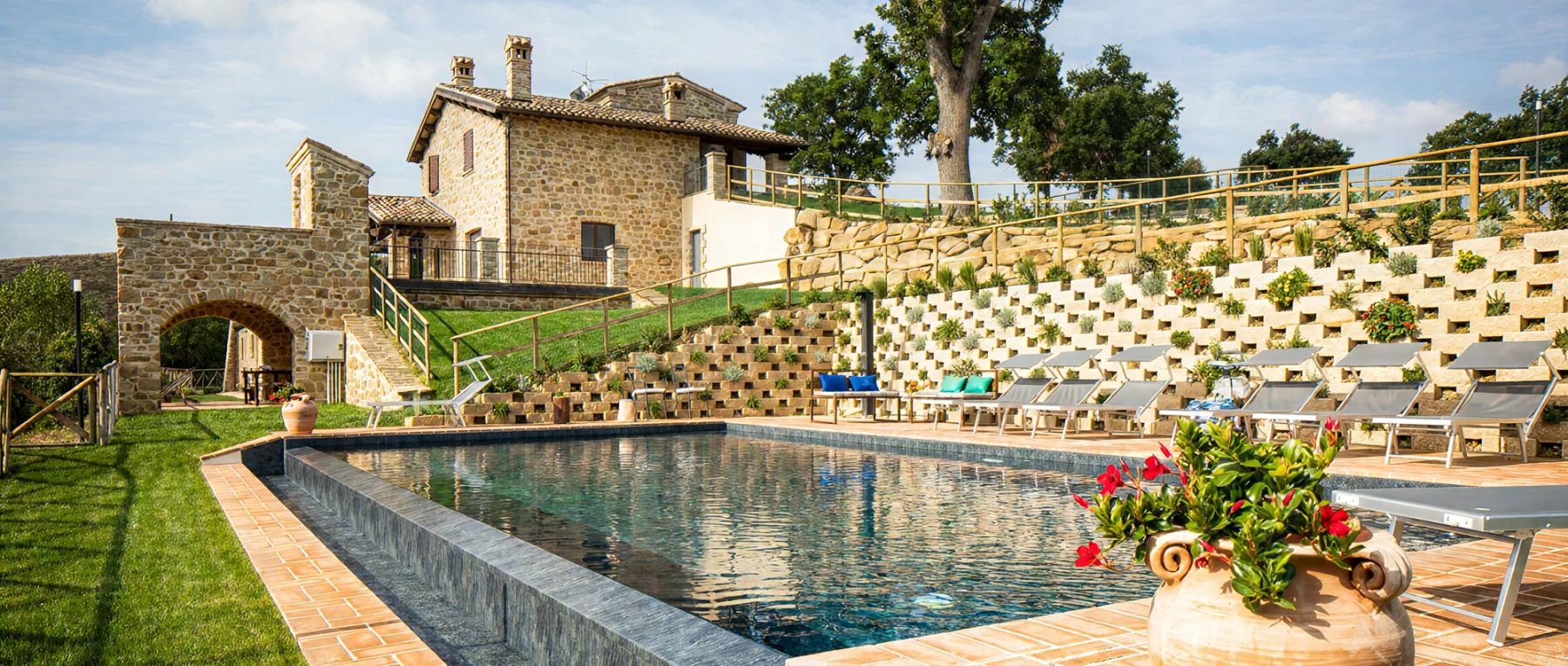001 villa iliana central italy olivers travels desktop center