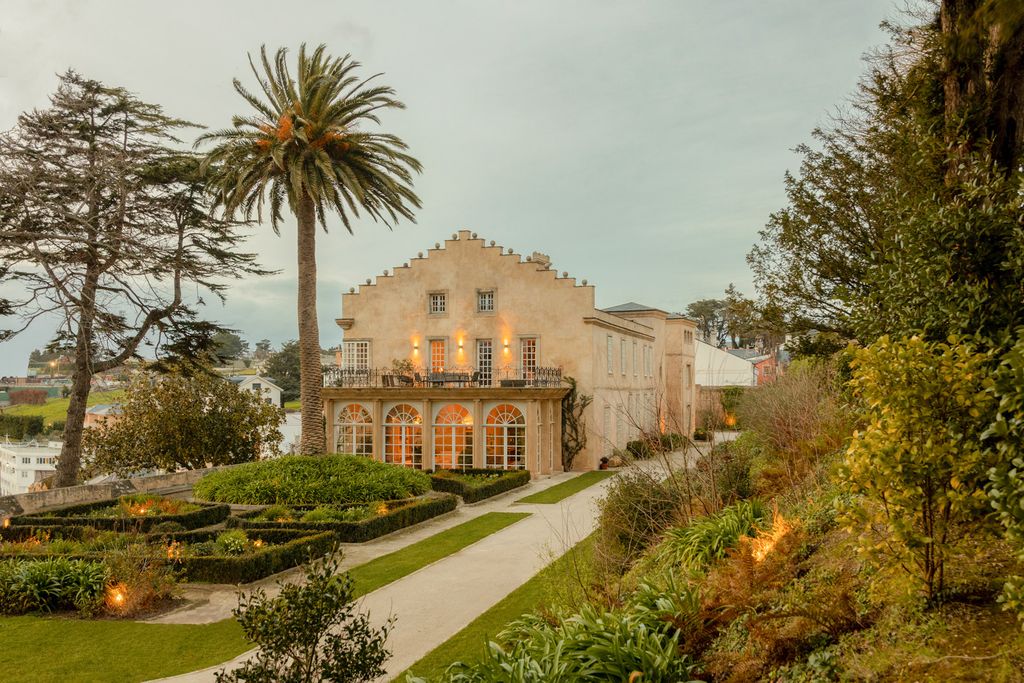 Palacio De Figueras Asturias Olivers Travels 0