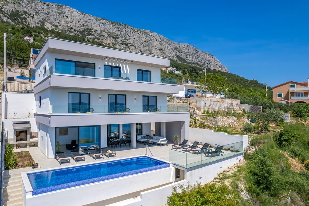 Villa Pansie Dalmatia Coast Olivers Travels 1