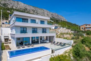 Villa Pansie Dalmatia Coast Olivers Travels 1