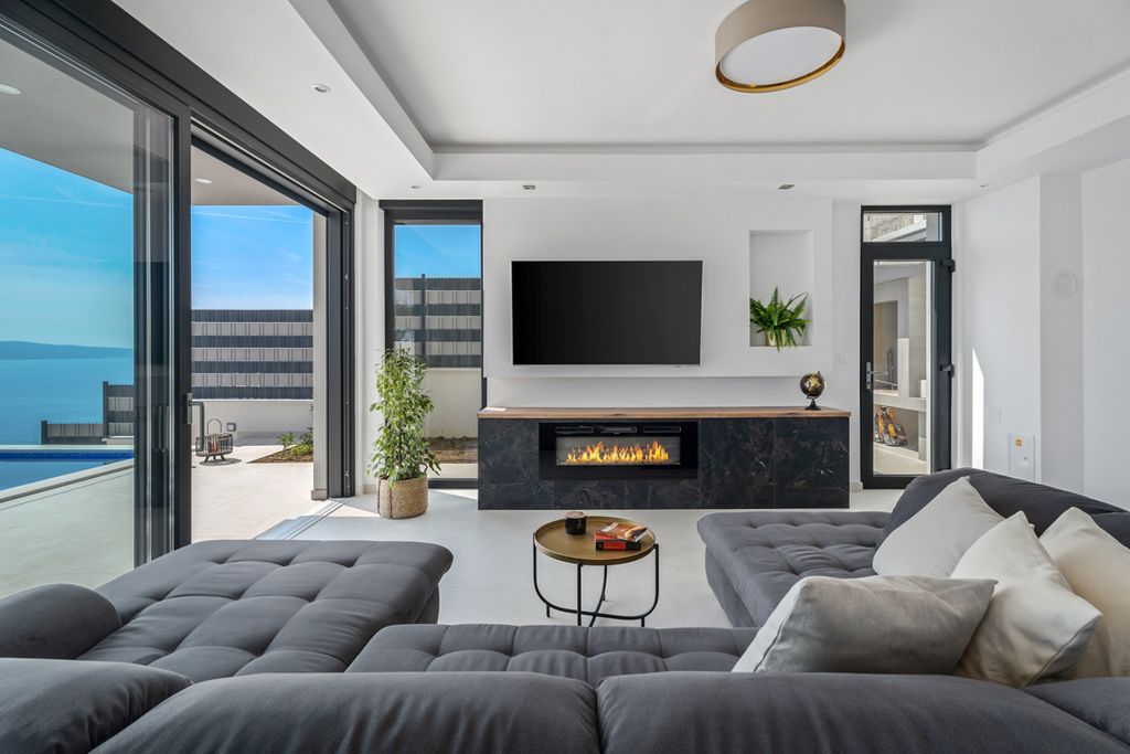 Villa Pansie Dalmatia Coast Olivers Travels 3