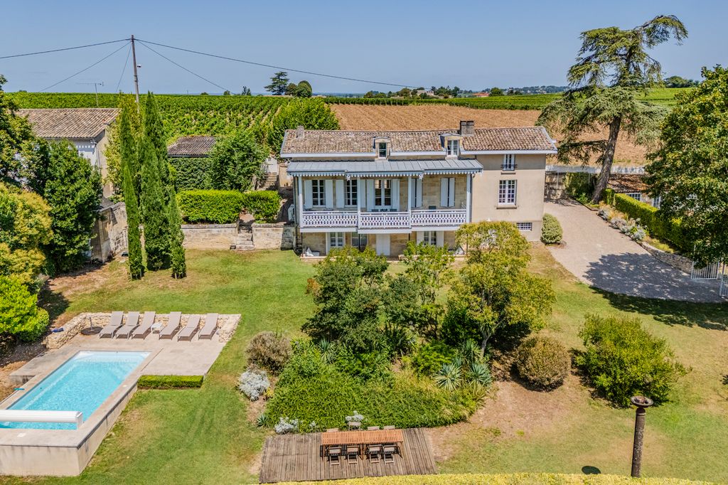 Chateau Des Joailles Aquataine Olivers Travel 1