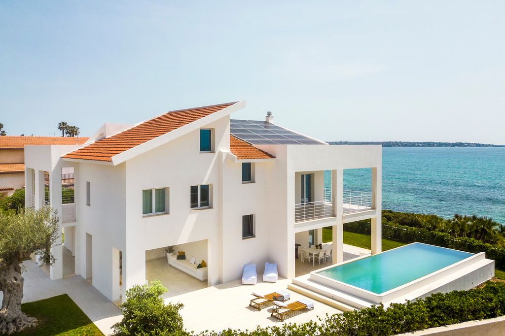 Villa Amorino Sicily Olivers Travels1