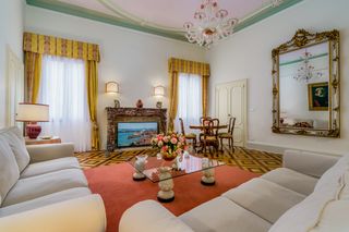 Apartment San Luca Venice Olivers Travels 1