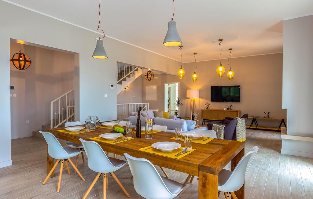 Villa Parrot Kvarner Olivers Travels 4