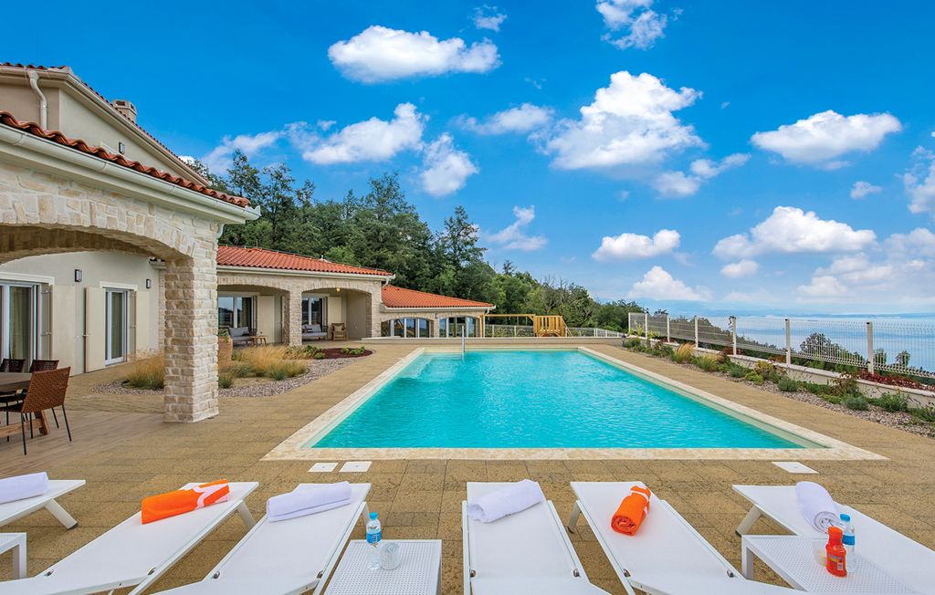 Villa Parrot Kvarner Olivers Travels 2