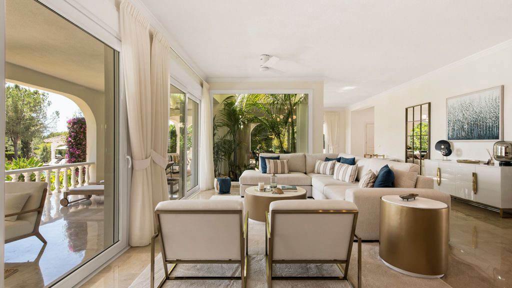 Villa Cutarella Costa del Sol Olivers Travels 3