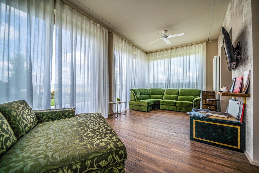 Villa Leonard Piedmont Olivers Travels 3