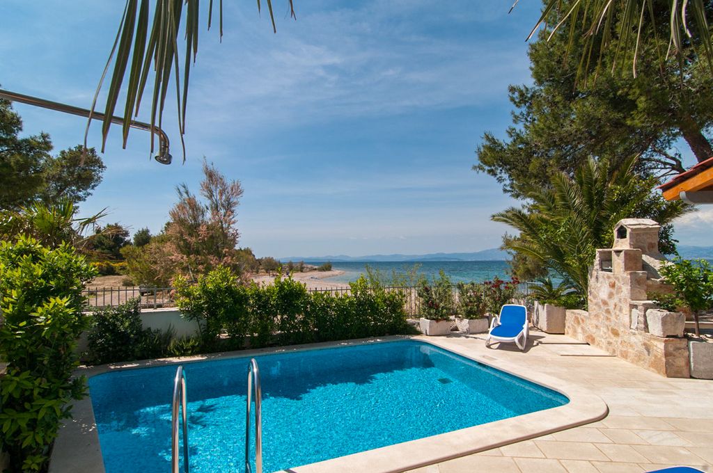 Villa See Brac Olivers Travels 2