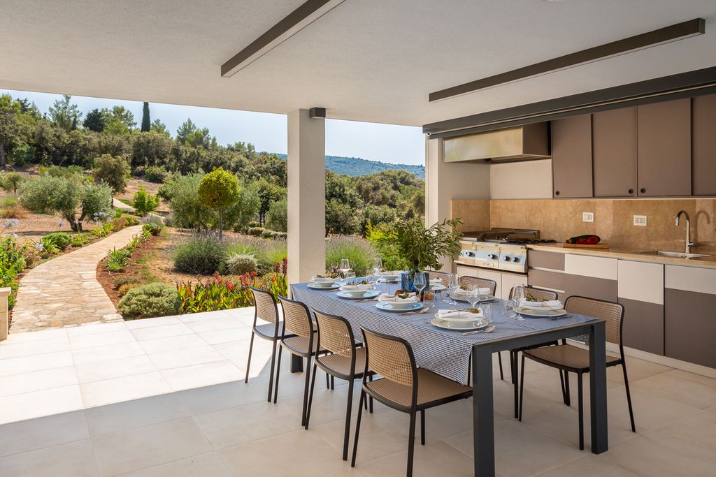 Villa Elaina Brac Olivers Travels 002