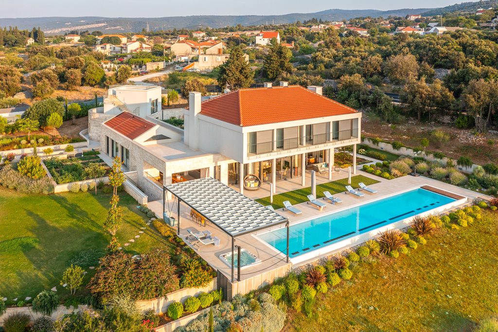 Villa Adeline Brac Olivers Travels 001