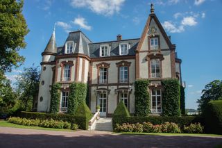 Chateau Du Terroir Normandy Olivers Travels 1 1