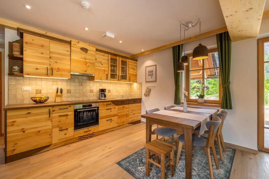 Chalet Oskar Slovenia Olivers Travels 4