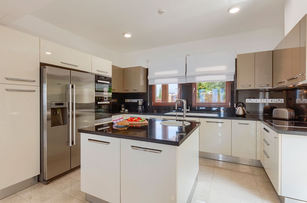 Villa Mavro Paphos Olivers Travels 5